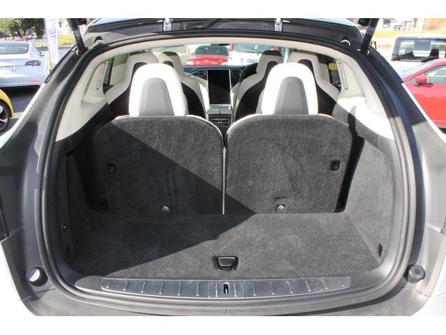 モデルX 100D オートパイロット・大型ディスプレイナビ・全方位センサー・Bluetooth・ガラスルーフ・純正22インチアルミ・LEDヘッドライト・LEDフォグ・サイドカメラ・オートオープンドア・ステアリングヒーター(19枚目)