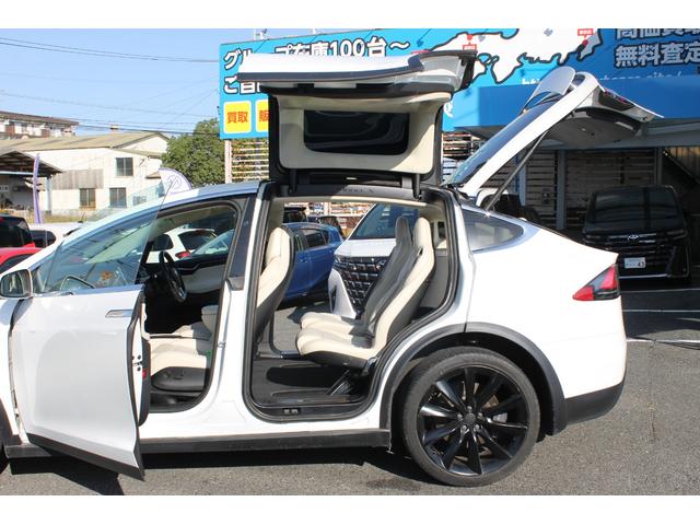 モデルX 100D オートパイロット・大型ディスプレイナビ・全方位センサー・Bluetooth・ガラスルーフ・純正22インチアルミ・LEDヘッドライト・LEDフォグ・サイドカメラ・オートオープンドア・ステアリングヒーター(27枚目)