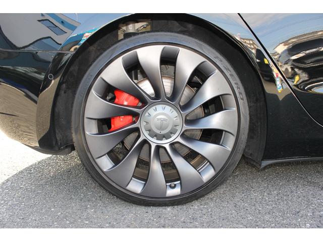 モデル３ 　デュアルモーター・ブラックプレミアムインテリア・オートパイロット・２０インチ純正アルミ・カーボンスポイラー・パフォーマンスＡＷＤ・パフォーマンスブレーキ・パノラマルーフ・Ｂｌｕｅｔｏｏｔｈ・ＥＴＣ（20枚目）