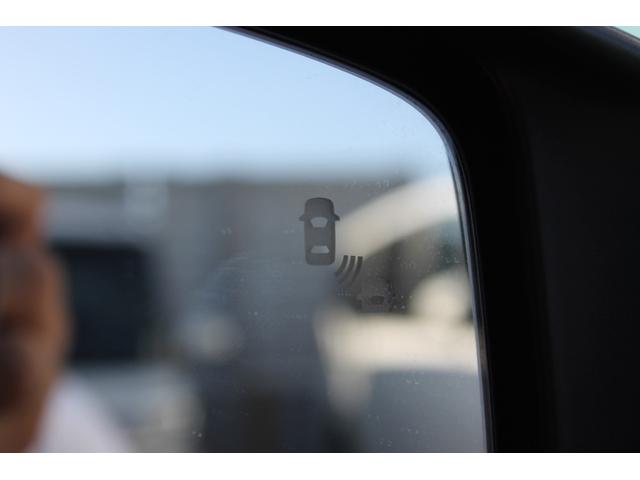 リーフ Ｘ　プロパイロット・純正メモリーナビ・フルセグＴＶ・ステアリングヒーター・バックカメラ・シートヒーター・オートハイビーム・ブラインドスポットモニター・ＬＥＤヘッドライト・純正アルミ・ＥＴＣ（21枚目）