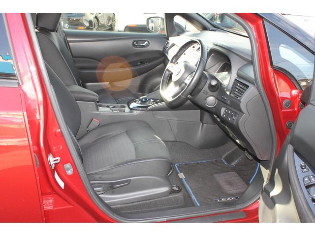 リーフ Ｘ　プロパイロット・純正メモリーナビ・フルセグＴＶ・ステアリングヒーター・バックカメラ・シートヒーター・オートハイビーム・ブラインドスポットモニター・ＬＥＤヘッドライト・純正アルミ・ＥＴＣ（28枚目）