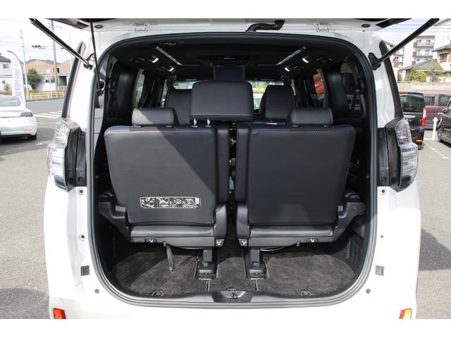 ヴェルファイア ２．５Ｚ　Ａエディション　ゴールデンアイズ　純正１０インチナビ・フリップダウンモニター・ＨＤＭＩ対応・ＣＤ／ＤＶＤ再生・Ｂｌｕｅｔｏｏｔｈ・フルセグＴＶ・ハーフレザーシート・ビルトインＥＴＣ・ＬＥＤヘッドライ・両側電動スライド・パワーバックドア（19枚目）