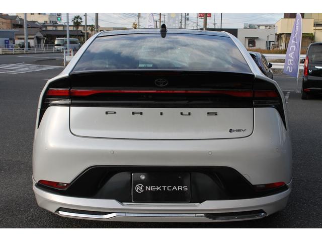 プリウス Z モデリスタエアロ・パノラマルーフ・12.3インチナビ・フルセグTV・前後ドライブレコーダー・パノラミックビュー・デジタルインナーミラー・ステアリングヒーター・パワーバックドア・ベンチレーションシート(16枚目)