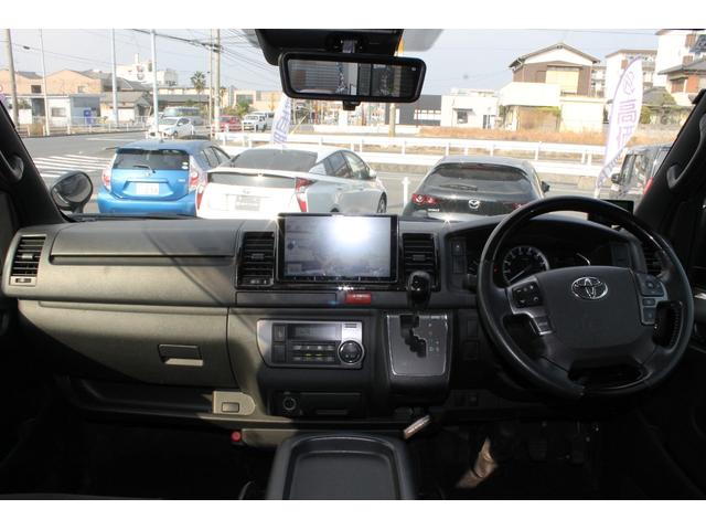 ハイエースバン スーパーGL ダークプライムII カロッツェリア9インチナビ・バックカメラ・CD/DVD再生・Bluetooth・ハーフレザーシート・LEDヘッドライト・デジタルインナーミラ・社外17インチAW・ETC・セーフティセンス・スマートキー(2枚目)