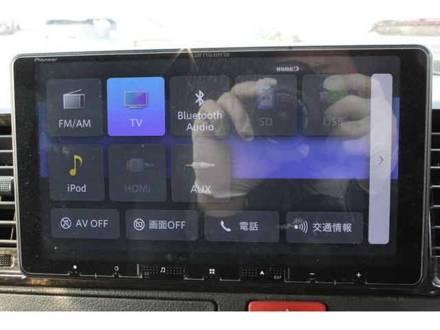 ハイエースバン スーパーGL ダークプライムII カロッツェリア9インチナビ・バックカメラ・CD/DVD再生・Bluetooth・ハーフレザーシート・LEDヘッドライト・デジタルインナーミラ・社外17インチAW・ETC・セーフティセンス・スマートキー(5枚目)