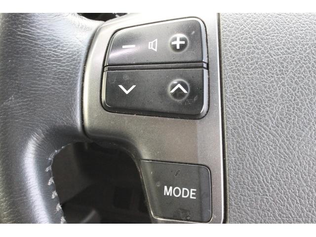 ハイエースバン スーパーGL ダークプライムII カロッツェリア9インチナビ・バックカメラ・CD/DVD再生・Bluetooth・ハーフレザーシート・LEDヘッドライト・デジタルインナーミラ・社外17インチAW・ETC・セーフティセンス・スマートキー(10枚目)