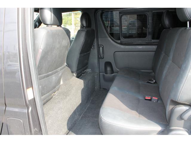 ハイエースバン スーパーGL ダークプライムII カロッツェリア9インチナビ・バックカメラ・CD/DVD再生・Bluetooth・ハーフレザーシート・LEDヘッドライト・デジタルインナーミラ・社外17インチAW・ETC・セーフティセンス・スマートキー(23枚目)