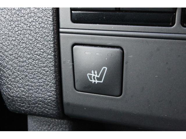 Eクラス E250 ブルーエフィシェンシー アバンギャルド 純正ナビ・フルセグTV・純OPレザーシート・全席シートヒーター・パノラミックスライディングルーフ・AMG製6本ツインスポークアルミ・スマートキー・HIDヘッドライト・(8枚目)