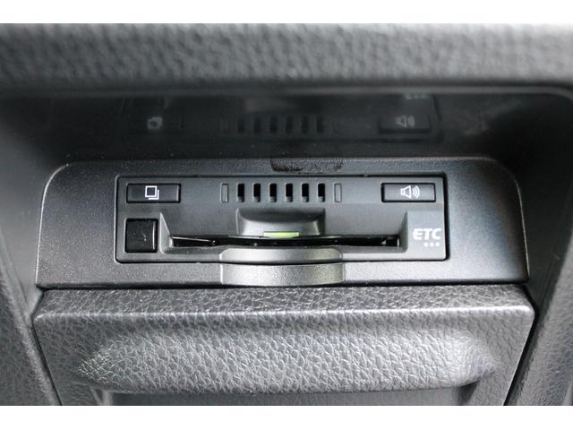 ヴォクシー ＺＳ　煌ＩＩ　モデリスタエアロ・アルパイン１１インチナビ・１２．８インチ後席モニター・モデリスタマフラー・リアスポイラー・メッキガーニッシュ・両側電動スライドドア・ドライブレコーダー・ＥＴＣ・スマートキー・ＤＶＤ（9枚目）