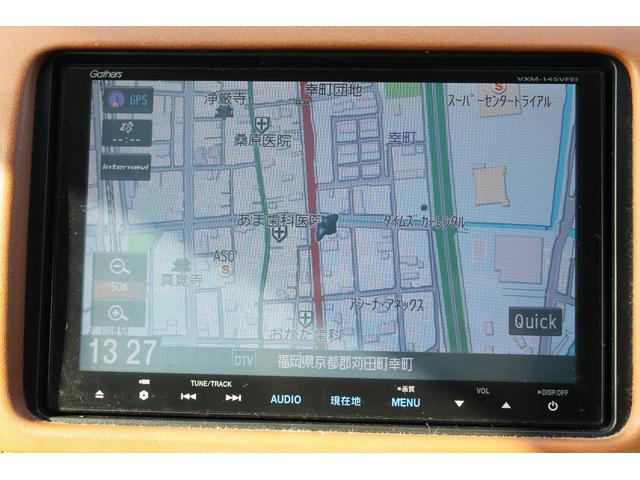 ヴェゼル ハイブリッドＺ　純正エアロ・ＯＰブラウンインテリア・純正８インチナビ・バックカメラ・ＣＤ／ＤＶＤ再生・Ｂｌｕｅｔｏｏｔｈ・シティブレーキアクティブ・専用アルミホイール・ハーフレザーシート・スマートキー・ＬＥＤヘッドラ（4枚目）