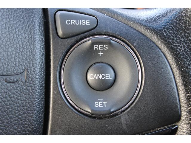 ヴェゼル ハイブリッドＺ　純正エアロ・ＯＰブラウンインテリア・純正８インチナビ・バックカメラ・ＣＤ／ＤＶＤ再生・Ｂｌｕｅｔｏｏｔｈ・シティブレーキアクティブ・専用アルミホイール・ハーフレザーシート・スマートキー・ＬＥＤヘッドラ（11枚目）