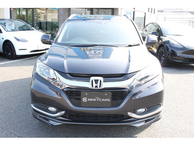 ヴェゼル ハイブリッドＺ　純正エアロ・ＯＰブラウンインテリア・純正８インチナビ・バックカメラ・ＣＤ／ＤＶＤ再生・Ｂｌｕｅｔｏｏｔｈ・シティブレーキアクティブ・専用アルミホイール・ハーフレザーシート・スマートキー・ＬＥＤヘッドラ（12枚目）