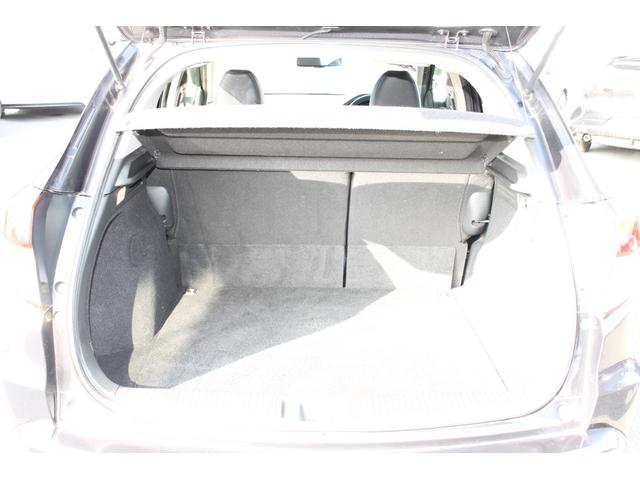 ヴェゼル ハイブリッドＺ　純正エアロ・ＯＰブラウンインテリア・純正８インチナビ・バックカメラ・ＣＤ／ＤＶＤ再生・Ｂｌｕｅｔｏｏｔｈ・シティブレーキアクティブ・専用アルミホイール・ハーフレザーシート・スマートキー・ＬＥＤヘッドラ（19枚目）