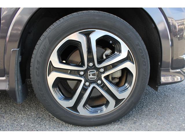 ヴェゼル ハイブリッドＺ　純正エアロ・ＯＰブラウンインテリア・純正８インチナビ・バックカメラ・ＣＤ／ＤＶＤ再生・Ｂｌｕｅｔｏｏｔｈ・シティブレーキアクティブ・専用アルミホイール・ハーフレザーシート・スマートキー・ＬＥＤヘッドラ（20枚目）