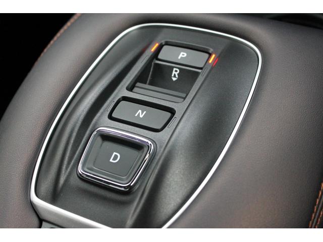 ＺＲ－Ｖ ｅ：ＨＥＶ　Ｚ　純正フロアマット・バイザー・純正コネクトディスプレイ・９インチナビ・フルセグＴＶホンダセンシング・全方位モニター・マルーンレザーシート・シートヒーター・オートハイビーム・パワーバックドア（7枚目）