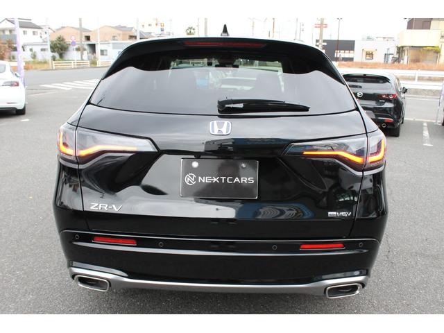 ＺＲ－Ｖ ｅ：ＨＥＶ　Ｚ　純正フロアマット・バイザー・純正コネクトディスプレイ・９インチナビ・フルセグＴＶホンダセンシング・全方位モニター・マルーンレザーシート・シートヒーター・オートハイビーム・パワーバックドア（16枚目）