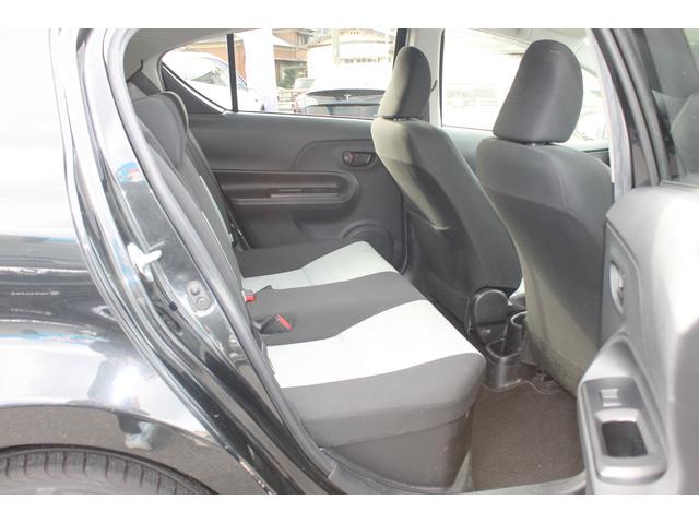 アクア Ｓ　レザーシート・純正メモリーナビ・ＣＤ／ＤＶＤ再生・Ｂｌｕｅｔｏｏｔｈ・バックカメラ・ＬＥＤヘッドライト・クルーズコントロール・ブリクラッシュセーフティ・レーンディパーチャーアラート・オートマチック（11枚目）