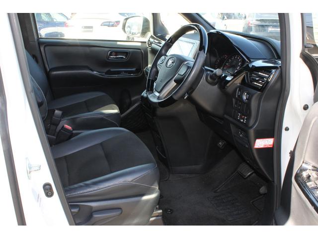 ノア Si ダブルバイビーII 純正10インチナビ・12.1インチフリップダウンモニター・前後ドライブレコーダー・両側電動スライドドア・バックカメラ・CD/DVD再生・ハーフレザーシート・LEDヘッドライト・フルセグTV・ETC(29枚目)