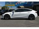 スタンダードレンジプラス　黒革・大型ディスプレイナビ・Ｂｌｕｅｔｏｏｔｈ・パノラマガラスルーフ・純正アルミ・オートパイロット・３６０°カメラ・ＬＥＤヘッドライト・シートヒーター・カードキー・オートパイロット（17枚目）