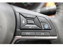 アクセルを踏まなくても設定した速度で走行可能なオートクルーズコントロールを装備しています！ロングドライブでも運転が楽になります。ブレーキやシフト操作でも解除可能です！
