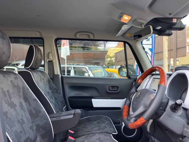 ハスラー Ｘ　ナビ・フルセグＴＶ／Ｂｌｕｅｔｏｏｔｈ接続／ＣＤ・ＤＶＤ再生／シートヒーター／プッシュスタート／スマートキー／１５インチアルミホイール／オープンカントリータイヤ／アイドリングストップ（11枚目）