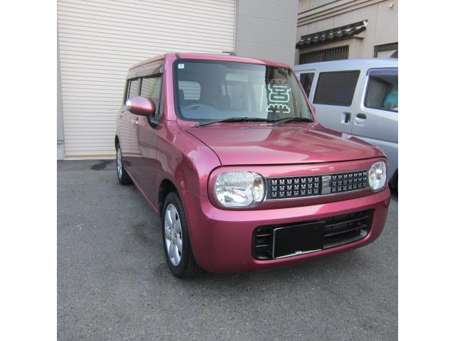 アルトラパン １０ｔｈアニバーサリーリミテッド　スマートキー　ＨＩＤライト　ＣＤ　ＣＶＴ車　Ｔチェーン式　オートライト　アルミ（3枚目）