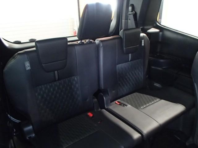 ノア ハイブリッドＳ－Ｚ　ＴＶ　バックカメラ　ＥＴＣ　キーレス　スマートキー　ドラレコ　安全装備　衝突被害軽減システム　オートクルーズコントロール　両側電動スライド　３列シート　フル装備　ハイブリッド（7枚目）