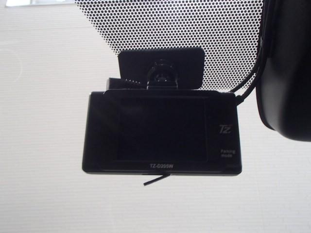 ノア ハイブリッドＳ－Ｚ　ＴＶ　バックカメラ　ＥＴＣ　キーレス　スマートキー　ドラレコ　安全装備　衝突被害軽減システム　オートクルーズコントロール　両側電動スライド　３列シート　フル装備　ハイブリッド（17枚目）