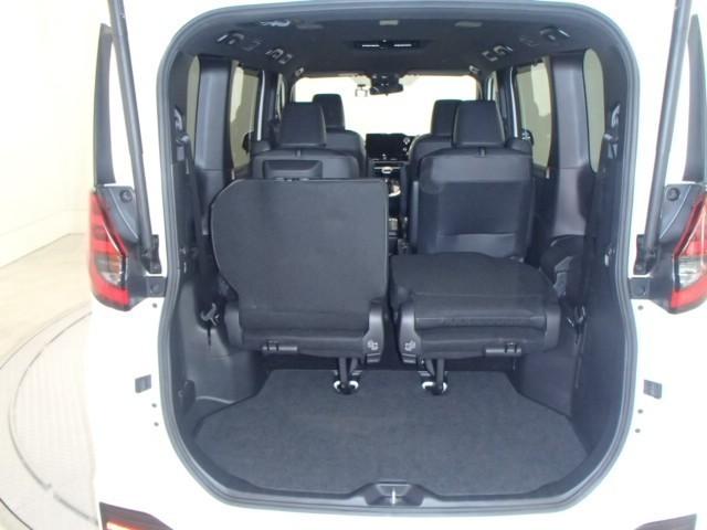 ノア ハイブリッドＳ－Ｚ　ＴＶ　バックカメラ　ＥＴＣ　キーレス　スマートキー　ドラレコ　安全装備　衝突被害軽減システム　オートクルーズコントロール　両側電動スライド　３列シート　フル装備　ハイブリッド（24枚目）