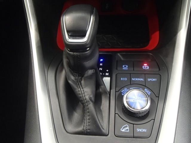 ＲＡＶ４ アドベンチャー　オフロードパッケージ　４ＷＤ　バックカメラ　ＥＴＣ　キーレス　スマートキー　ドラレコ　ワンオーナー　安全装備　衝突被害軽減システム　オートクルーズコントロール　フル装備　電動シート（15枚目）