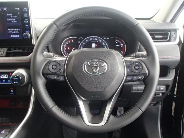 ＲＡＶ４ アドベンチャー　オフロードパッケージ　４ＷＤ　バックカメラ　ＥＴＣ　キーレス　スマートキー　ドラレコ　ワンオーナー　安全装備　衝突被害軽減システム　オートクルーズコントロール　フル装備　電動シート（17枚目）