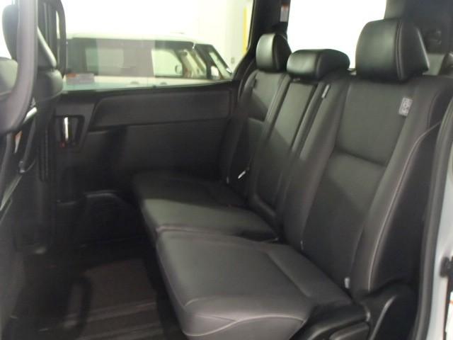 エスクァイア Ｇｉ　ＴＶ　バックカメラ　ＥＴＣ　キーレス　スマートキー　ドラレコ　ワンオーナー　安全装備　衝突被害軽減システム　オートクルーズコントロール　両側電動スライド　３列シート　フル装備（12枚目）