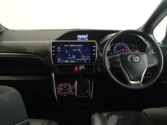 エスクァイア Ｇｉ　ＴＶ　バックカメラ　ＥＴＣ　キーレス　スマートキー　ドラレコ　ワンオーナー　安全装備　衝突被害軽減システム　オートクルーズコントロール　両側電動スライド　３列シート　フル装備（14枚目）