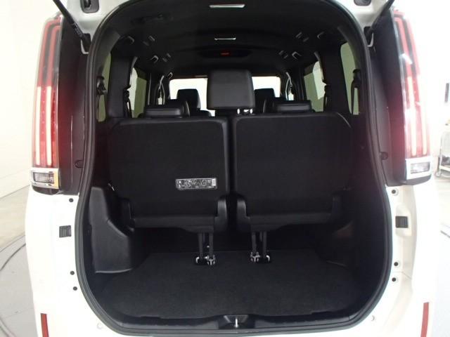 エスクァイア Ｇｉ　ＴＶ　バックカメラ　ＥＴＣ　キーレス　スマートキー　ドラレコ　ワンオーナー　安全装備　衝突被害軽減システム　オートクルーズコントロール　両側電動スライド　３列シート　フル装備（27枚目）