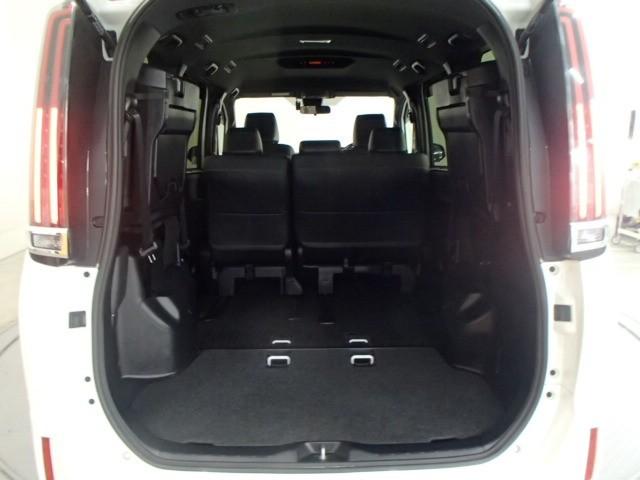 エスクァイア Ｇｉ　ＴＶ　バックカメラ　ＥＴＣ　キーレス　スマートキー　ドラレコ　ワンオーナー　安全装備　衝突被害軽減システム　オートクルーズコントロール　両側電動スライド　３列シート　フル装備（29枚目）