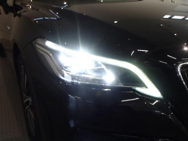 クラウンハイブリッド Ｇ　ナビ＆ＴＶ　バックカメラ　キーレス　スマートキー　安全装備　衝突被害軽減システム　オートクルーズコントロール　フル装備　サンルーフ　革シート　電動シート　ハイブリッド（5枚目）