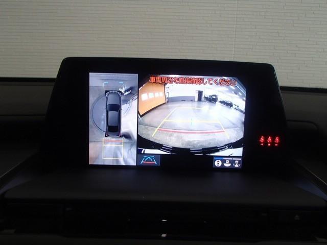 クラウンハイブリッド Ｇ　ナビ＆ＴＶ　バックカメラ　キーレス　スマートキー　安全装備　衝突被害軽減システム　オートクルーズコントロール　フル装備　サンルーフ　革シート　電動シート　ハイブリッド（12枚目）