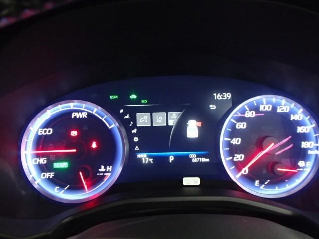 クラウンハイブリッド Ｇ　ナビ＆ＴＶ　バックカメラ　キーレス　スマートキー　安全装備　衝突被害軽減システム　オートクルーズコントロール　フル装備　サンルーフ　革シート　電動シート　ハイブリッド（15枚目）
