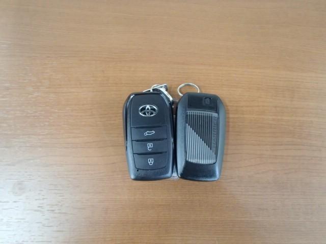 ハリアー Ｚ　レザーパッケージ　ナビ＆ＴＶ　バックカメラ　ＥＴＣ　キーレス　スマートキー　ドラレコ　安全装備　衝突被害軽減システム　オートクルーズコントロール　フル装備　革シート　電動シート（26枚目）