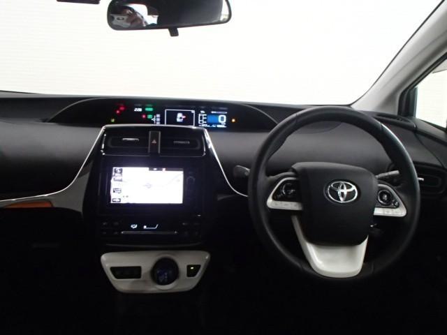 プリウス S ナビ&TV バックカメラ ETC キーレス スマートキー ドラレコ ワンオーナー 安全装備 衝突被害軽減システム オートクルーズコントロール フル装備 ハイブリッド(9枚目)