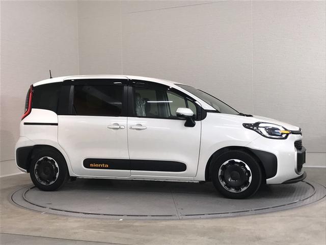 シエンタ ハイブリッドＺ　ナビ　バックカメラ　ＥＴＣ　キーレス　スマートキー　ワンオーナー　安全装備　衝突被害軽減システム　オートクルーズコントロール　両側電動スライド　フル装備　ハイブリッド（3枚目）