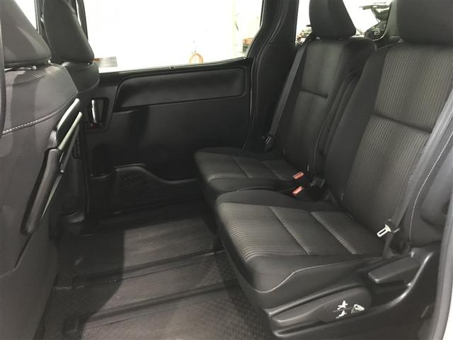 ヴォクシー ハイブリッドＺＳ　煌ＩＩ　ナビ＆ＴＶ　ＥＴＣ　キーレス　スマートキー　衝突被害軽減システム　オートクルーズコントロール　両側電動スライド　３列シート　フル装備　ハイブリッド（7枚目）