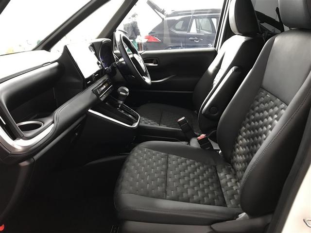 ヴォクシー ハイブリッドＳ－Ｚ　ナビ＆ＴＶ　バックカメラ　ＥＴＣ　キーレス　スマートキー　ドラレコ　安全装備　衝突被害軽減システム　オートクルーズコントロール　両側電動スライド　３列シート　フル装備　ハイブリッド（9枚目）