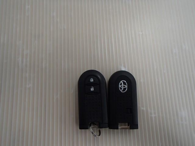 キーレス付きです。離れたところからでもドアの施錠・開錠ができるのでとても便利です♪
