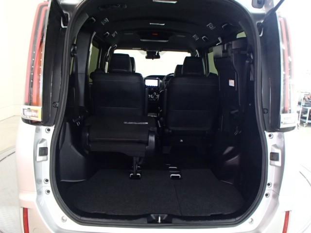 エスクァイア ハイブリッドGi ナビ&TV ETC キーレス スマートキー ワンオーナー 衝突被害軽減システム オートクルーズコントロール 両側電動スライド 3列シート 後席モニター フル装備 ハイブリッド(24枚目)