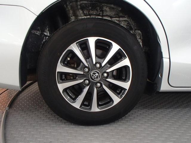 エスクァイア ハイブリッドGi ナビ&TV ETC キーレス スマートキー ワンオーナー 衝突被害軽減システム オートクルーズコントロール 両側電動スライド 3列シート 後席モニター フル装備 ハイブリッド(26枚目)