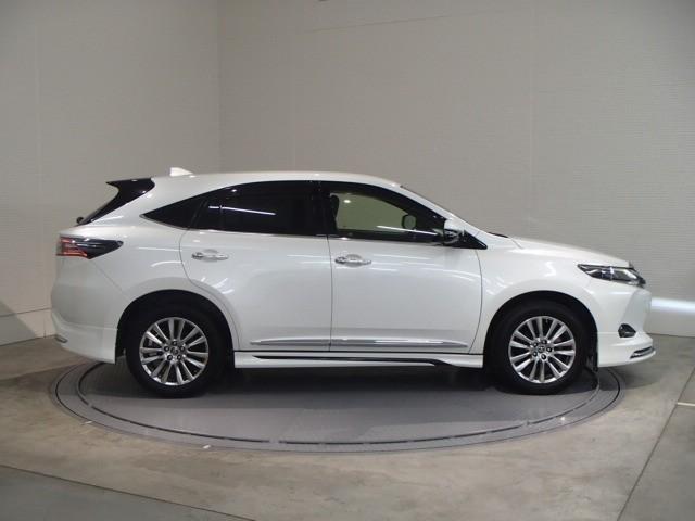 ハリアー プレミアム TV バックカメラ キーレス スマートキー 安全装備 衝突被害軽減システム オートクルーズコントロール フル装備 電動シート(3枚目)