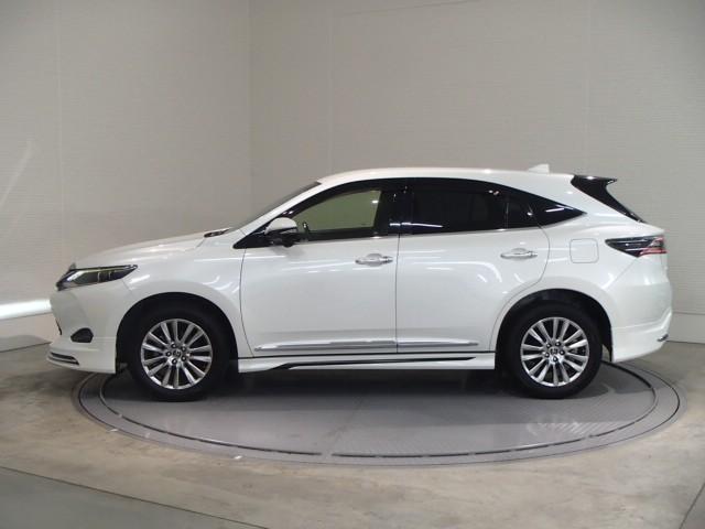 ハリアー プレミアム TV バックカメラ キーレス スマートキー 安全装備 衝突被害軽減システム オートクルーズコントロール フル装備 電動シート(4枚目)