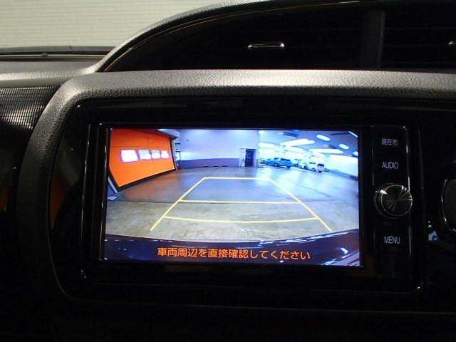 ヴィッツ ハイブリッドＵ　ナビ＆ＴＶ　バックカメラ　ＥＴＣ　キーレス　スマートキー　ドラレコ　衝突被害軽減システム　オートクルーズコントロール　フル装備　ハイブリッド（12枚目）