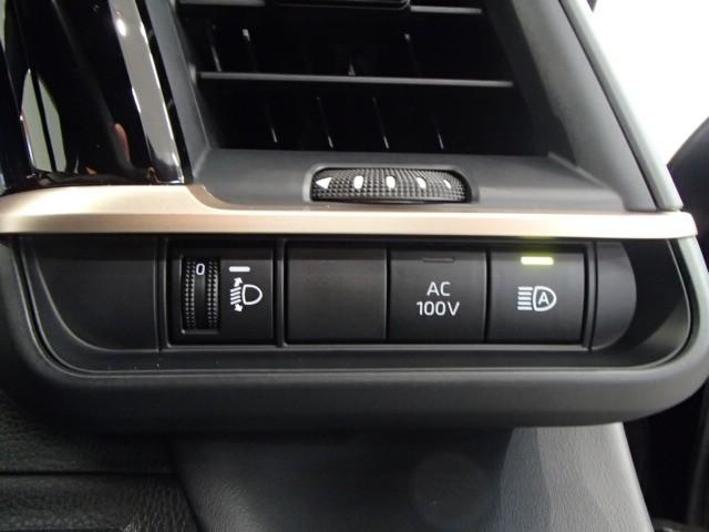 クラウンクロスオーバー クラウン クロスオーバー 4WD TV バックカメラ ETC キーレス スマートキー 安全装備 衝突被害軽減システム オートクルーズコントロール フル装備 電動シート ハイブリッド 展示・試乗車(19枚目)